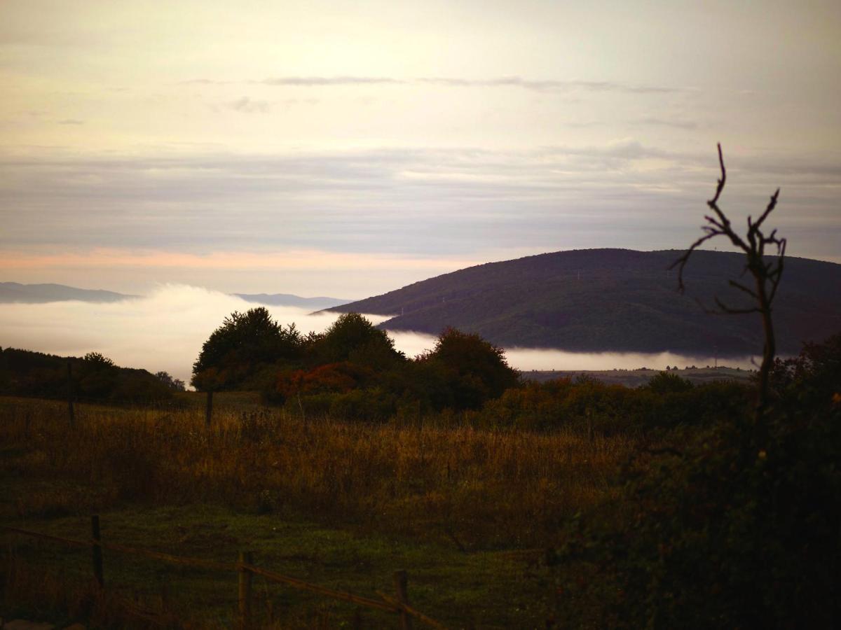 Campsite Selanka Off Road Hill View *